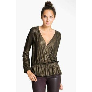 Ella Moss Gold and Black Swing Top